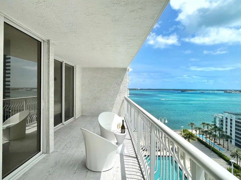 Blissful Sky Residence con vistas al mar y a la ciudad, Miami