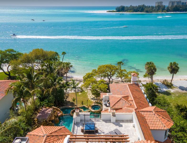 Siesta Key Oceanfront Palace con playa privada