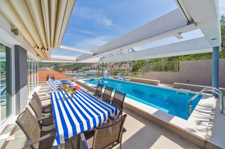 Villa Ancora con piscina privada y vistas al mar