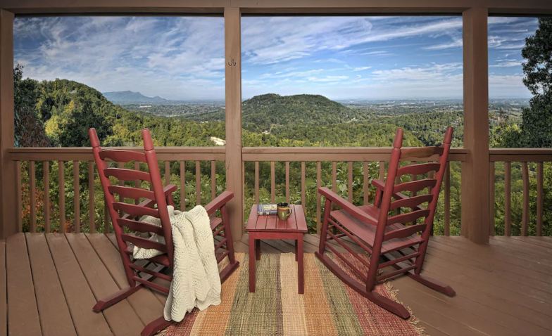 Imagine esta cabaña romántica y vista - Pigeon Forge, Tennessee