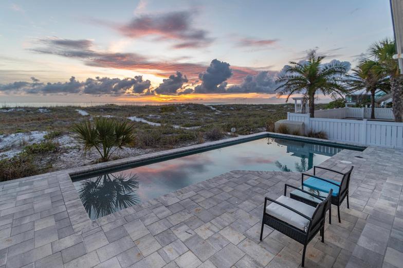 Sandcastle Villa - Frente a la playa con piscina privada - Clearwater