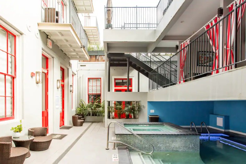 Condominio de lujo con balcón privado, a pasos del Barrio Francés - Nueva Orleans