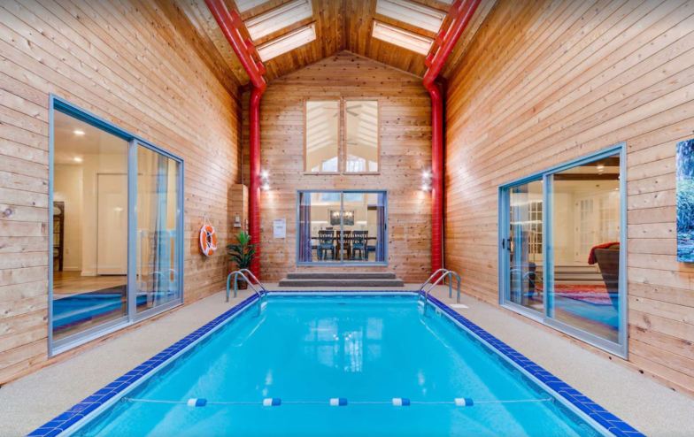 Increíble casa de Poconos con piscina cubierta climatizada - Poconos, Pensilvania